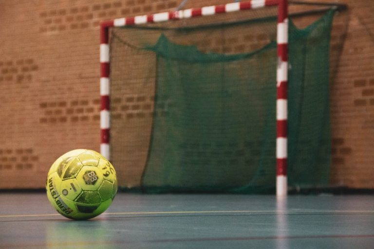 Futsal - Indoor soccer