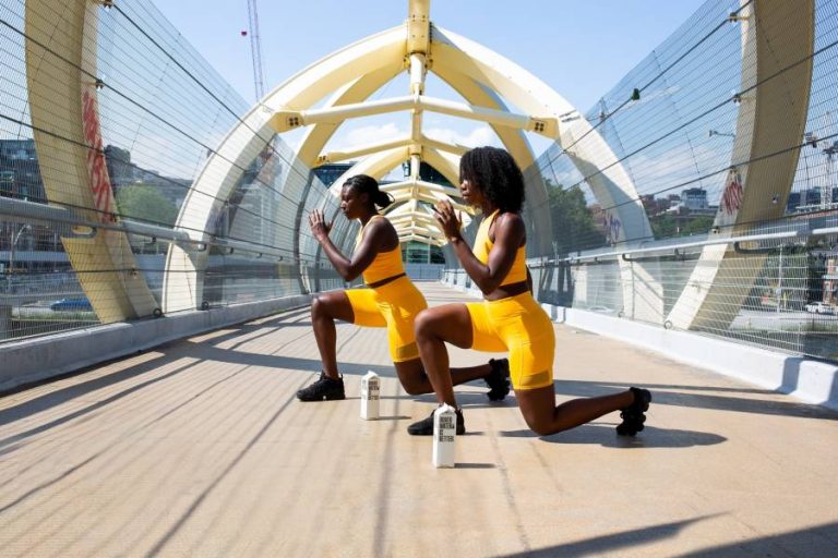 femmes en séance de sport pour perdre du poids